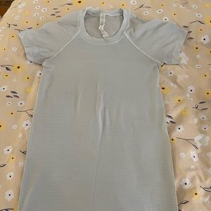 Lululemon swiftly tech shirt